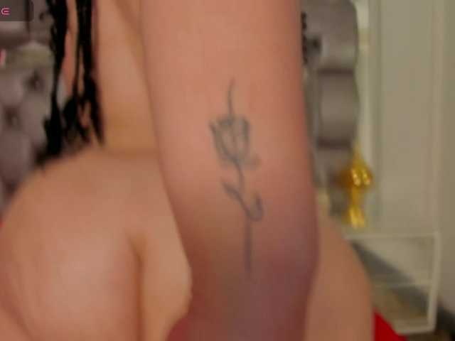 VivianneHart's BongaCams show and profile