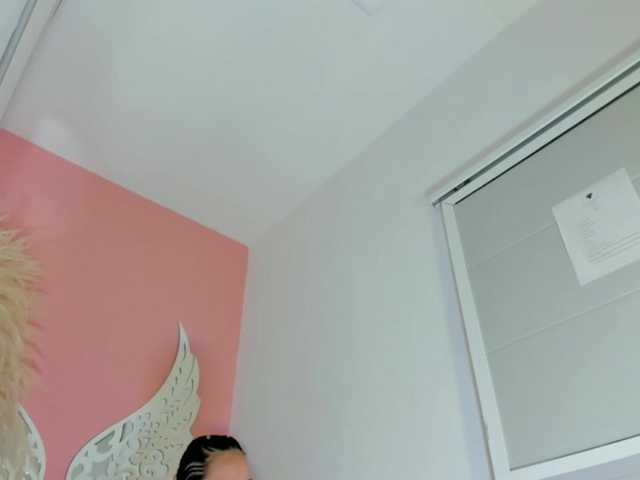 VivianneHart's BongaCams show and profile