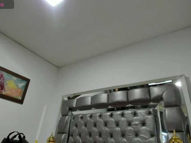 VivianneHart's BongaCams show and profile