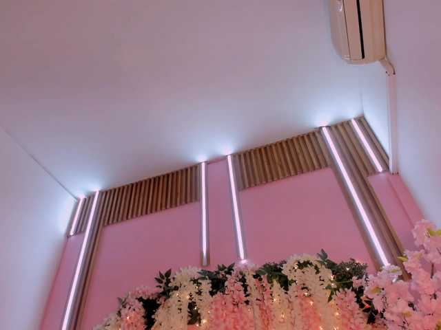 VivianneHart's BongaCams show and profile