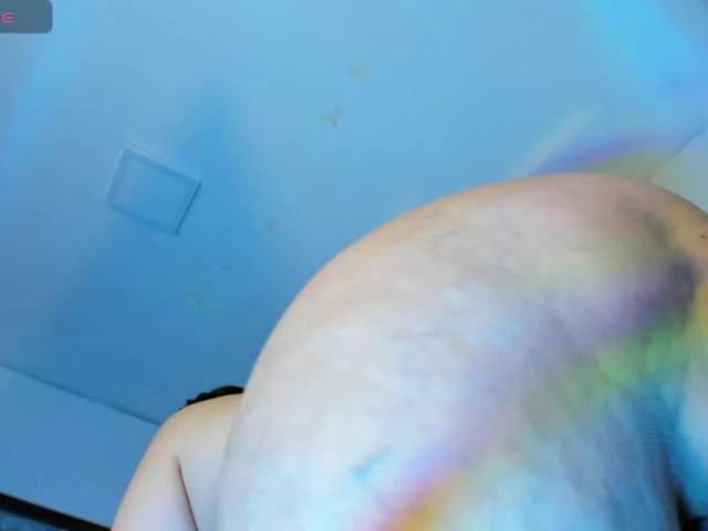 VivianneHart's BongaCams show and profile