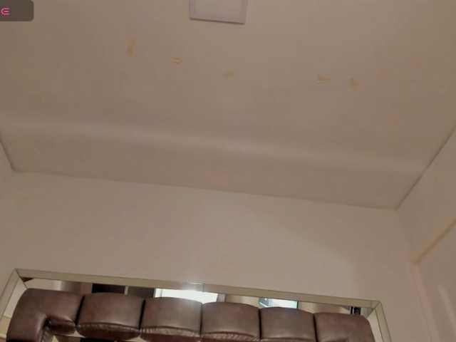 VivianneHart's BongaCams show and profile