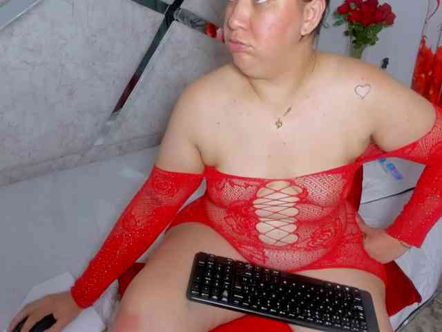 VivianneHart webcam