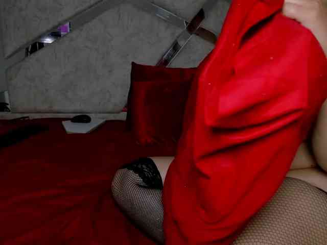VivianneHart webcam