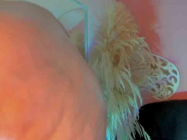 VivianneHart webcam