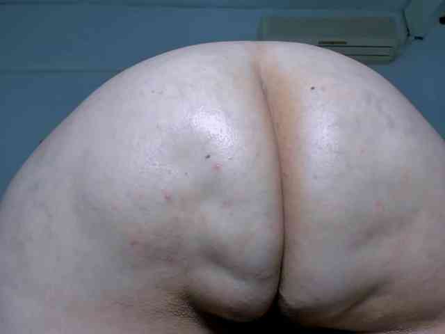 VivianneHart webcam