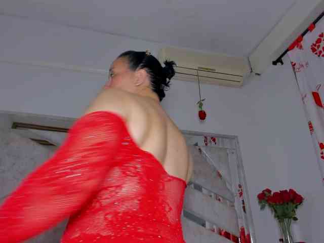 VivianneHart webcam