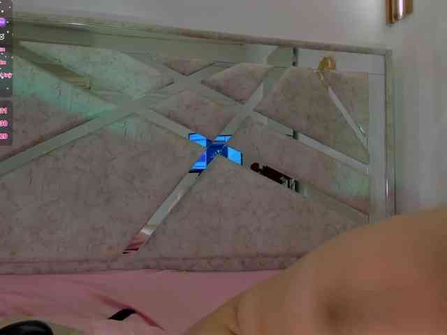 VivianneHart VivianneHart