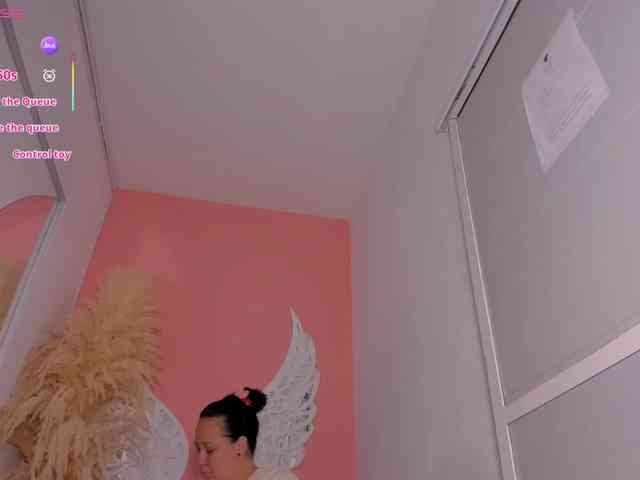 VivianneHart webcam
