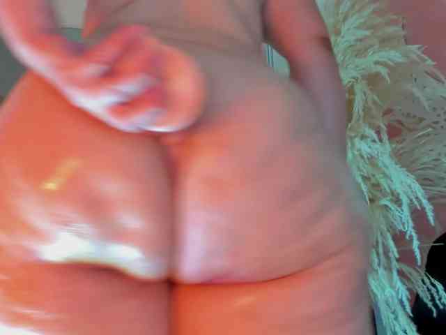 VivianneHart webcam