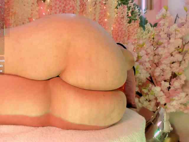 VivianneHart VivianneHart