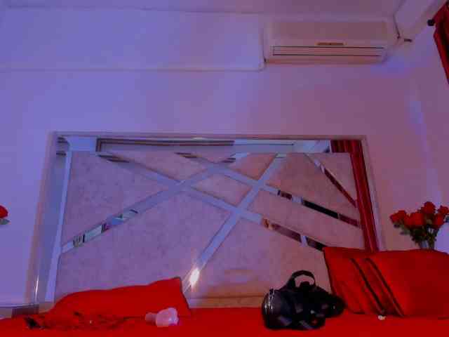 VivianneHart VivianneHart