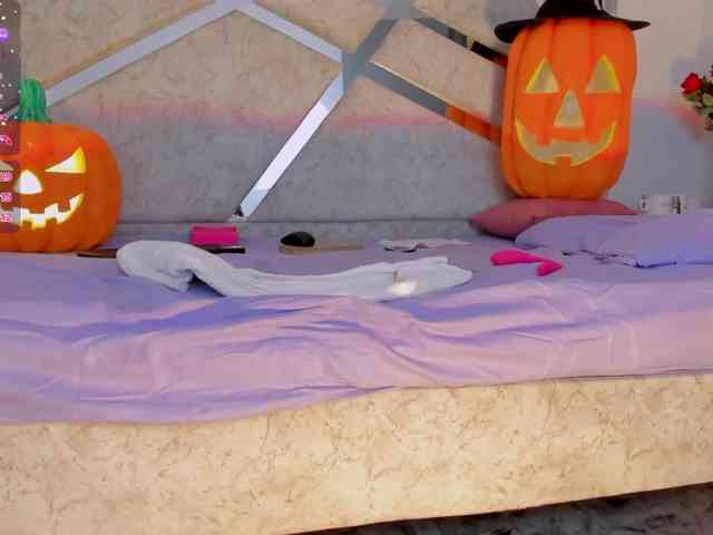 VivianneHart VivianneHart