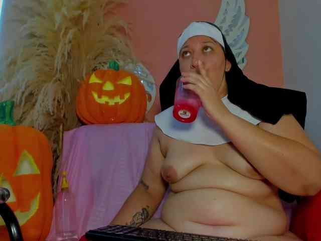 VivianneHart webcam