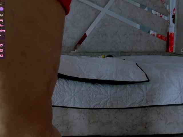 VivianneHart webcam