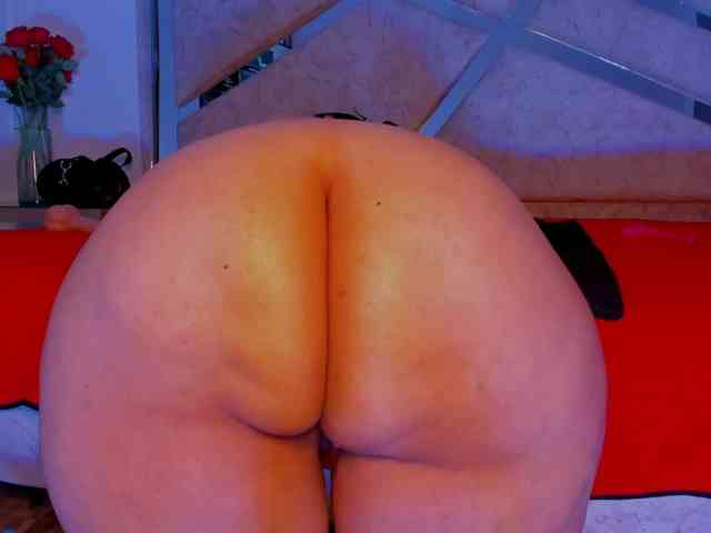 VivianneHart VivianneHart