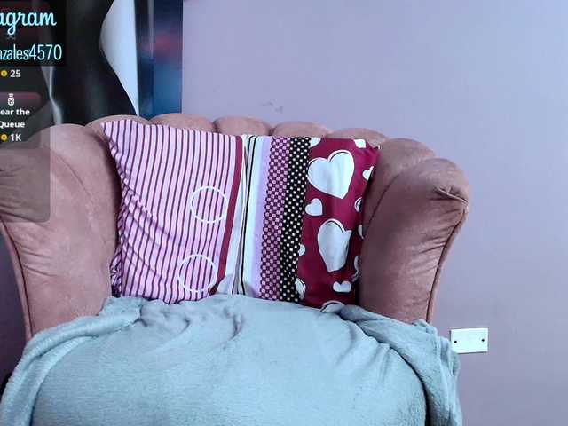 esperancita4570's BongaCams show and profile