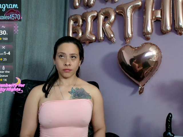 esperancita4570's BongaCams show and profile