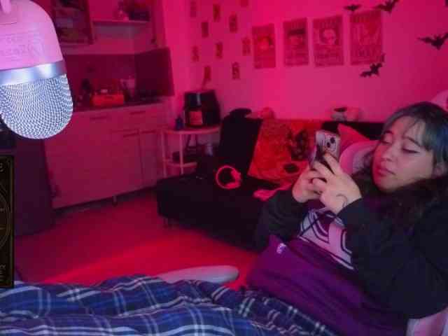 VioletaKafka webcam