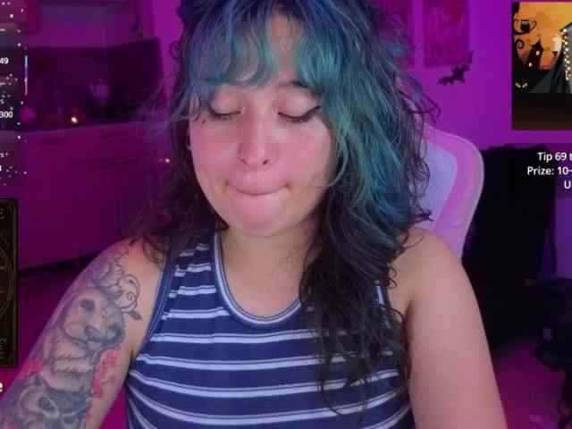 VioletaKafka webcam