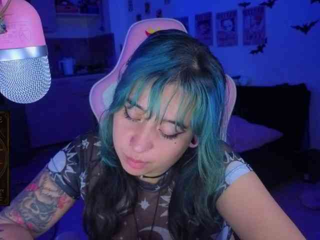 VioletaKafka webcam