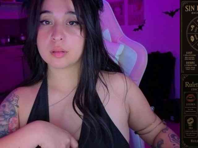 VioletaKafka webcam