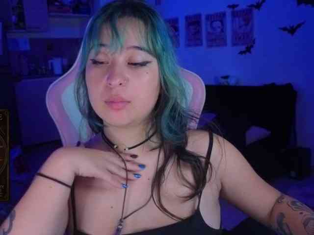 VioletaKafka webcam