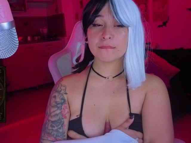 VioletaKafka webcam