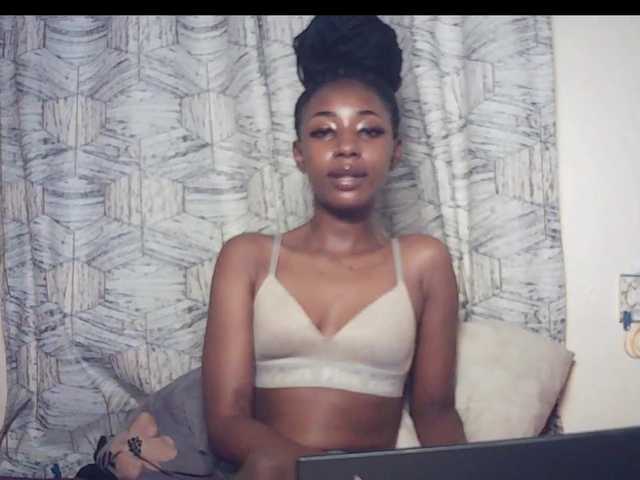 Ladyonlady's BongaCams show and profile