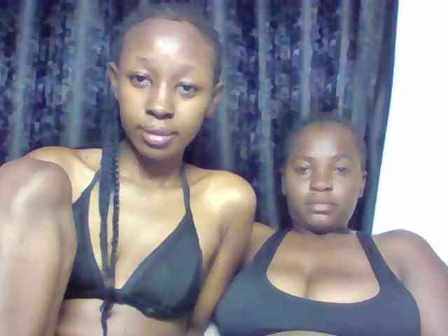 Ladyonlady Live Webcam on BongaCams