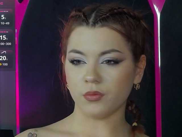 Breezelle's BongaCams show and profile