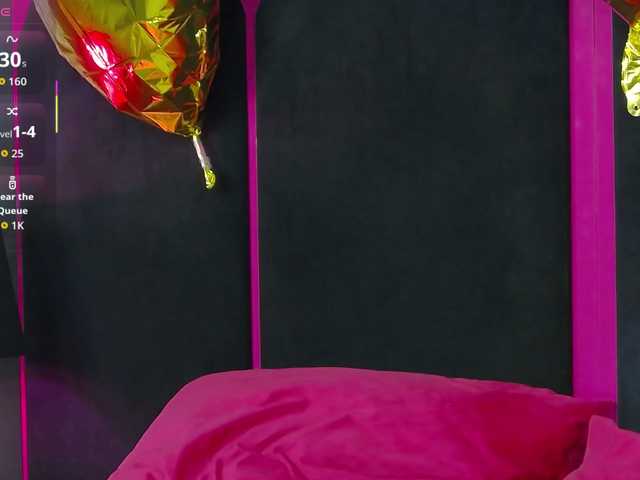 Breezelle's BongaCams show and profile