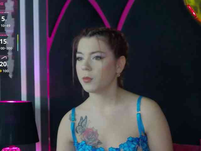 Breezelle Live Webcam on BongaCams