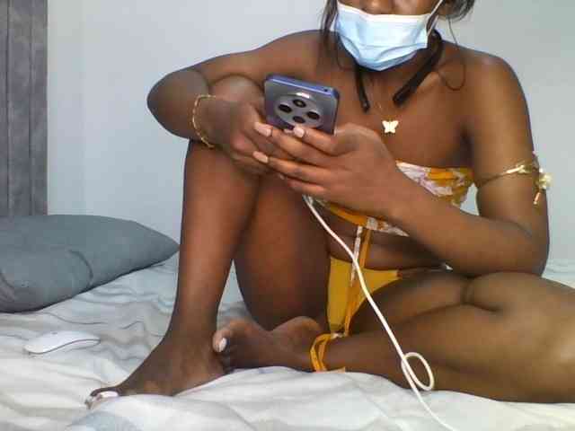 Amor24g webcam