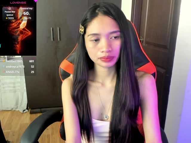 Laylac's BongaCams show and profile