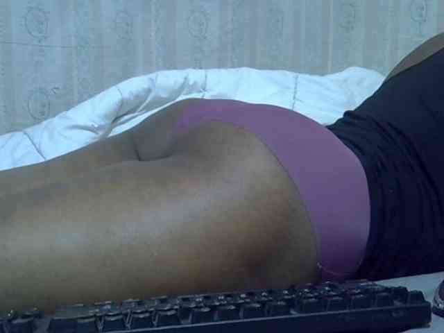 Ebonymaya webcam