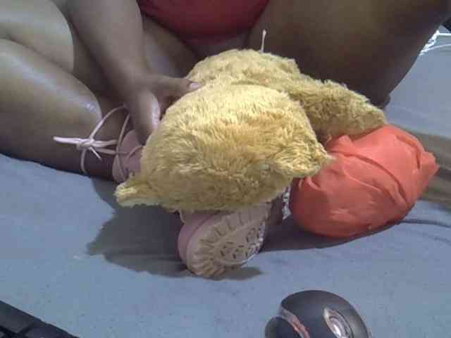 Ebonymaya webcam