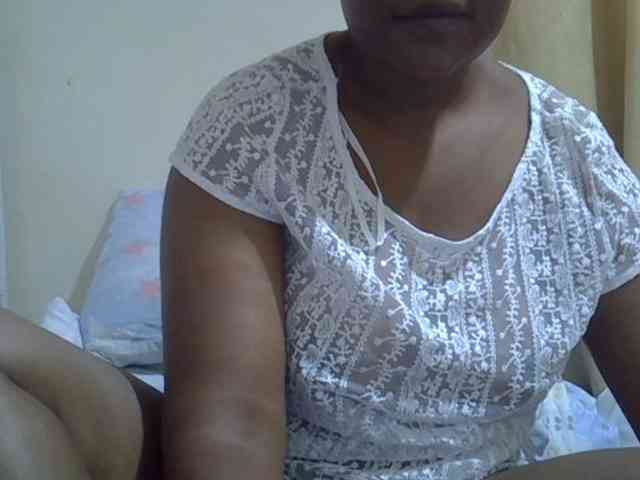 Ebonymaya webcam