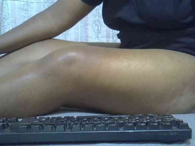 Ebonymaya webcam