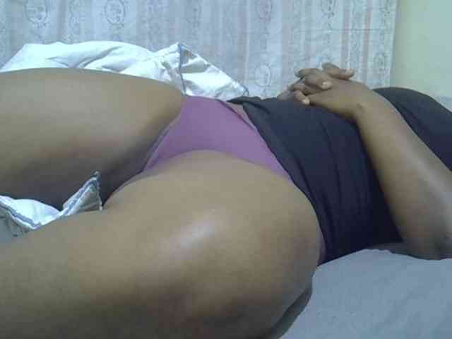 Ebonymaya webcam