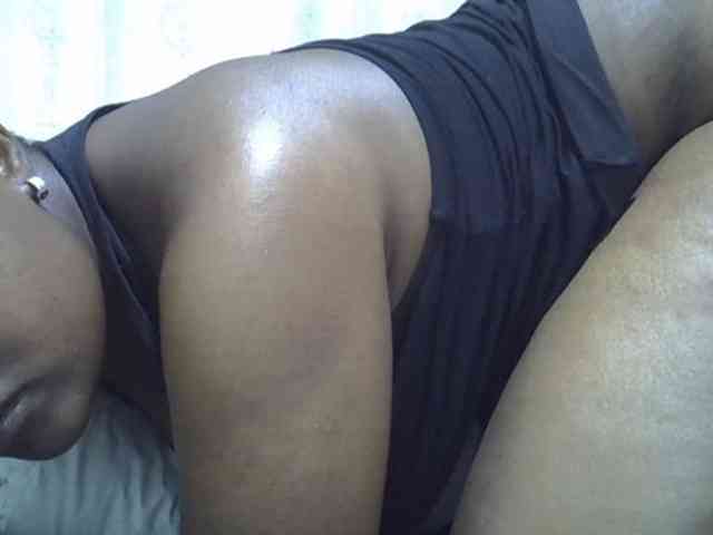 Ebonymaya webcam