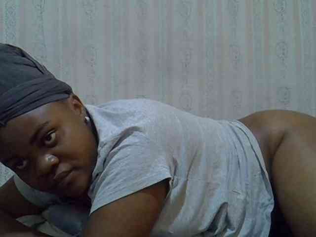 Ebonymaya webcam