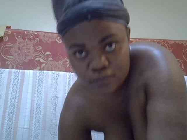 Ebonymaya webcam