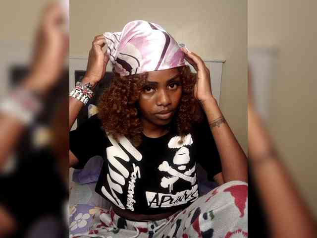Miladoll webcam