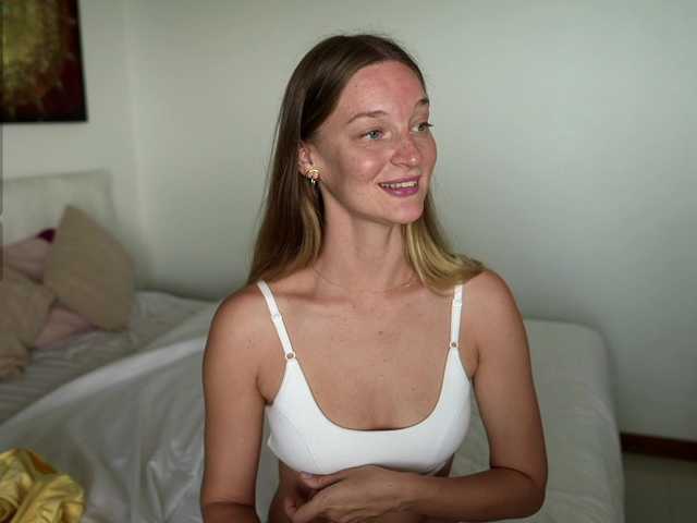 SpecialART's BongaCams show and profile