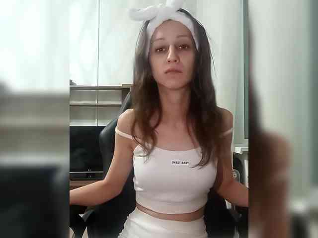 CharmingCharisma1 webcam