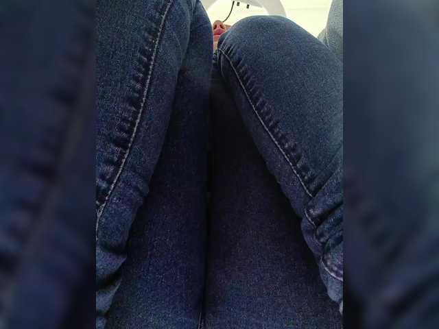 RedFox9595's BongaCams show and profile