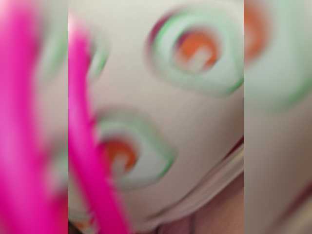 RedFox9595's BongaCams show and profile