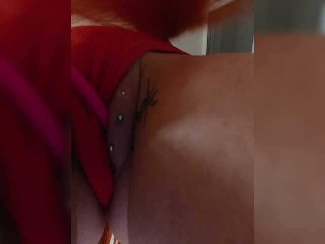 RedFox9595's BongaCams show and profile