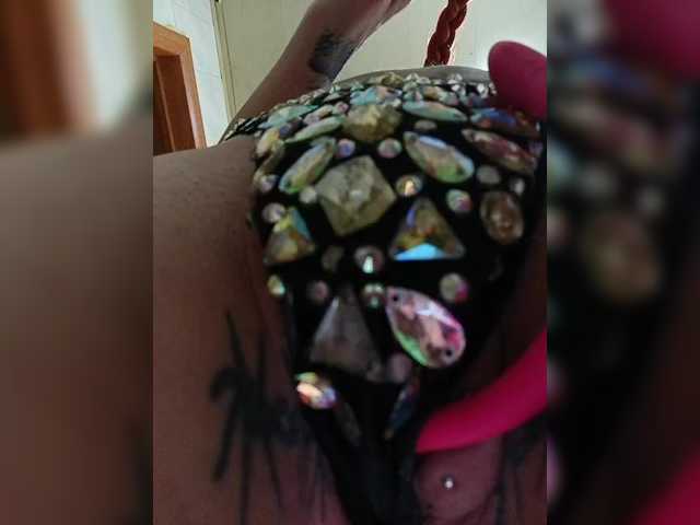 RedFox9595's BongaCams show and profile